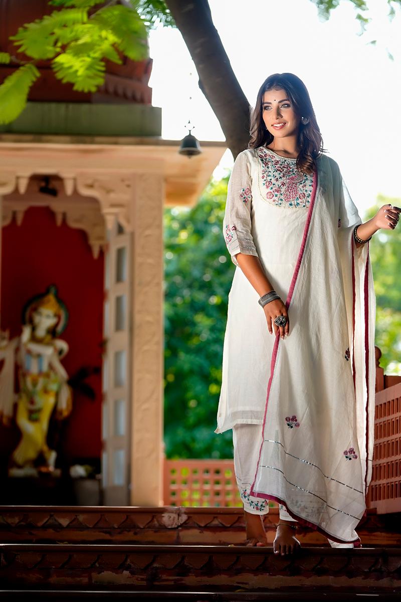 White Embroidered Chanderi kurta