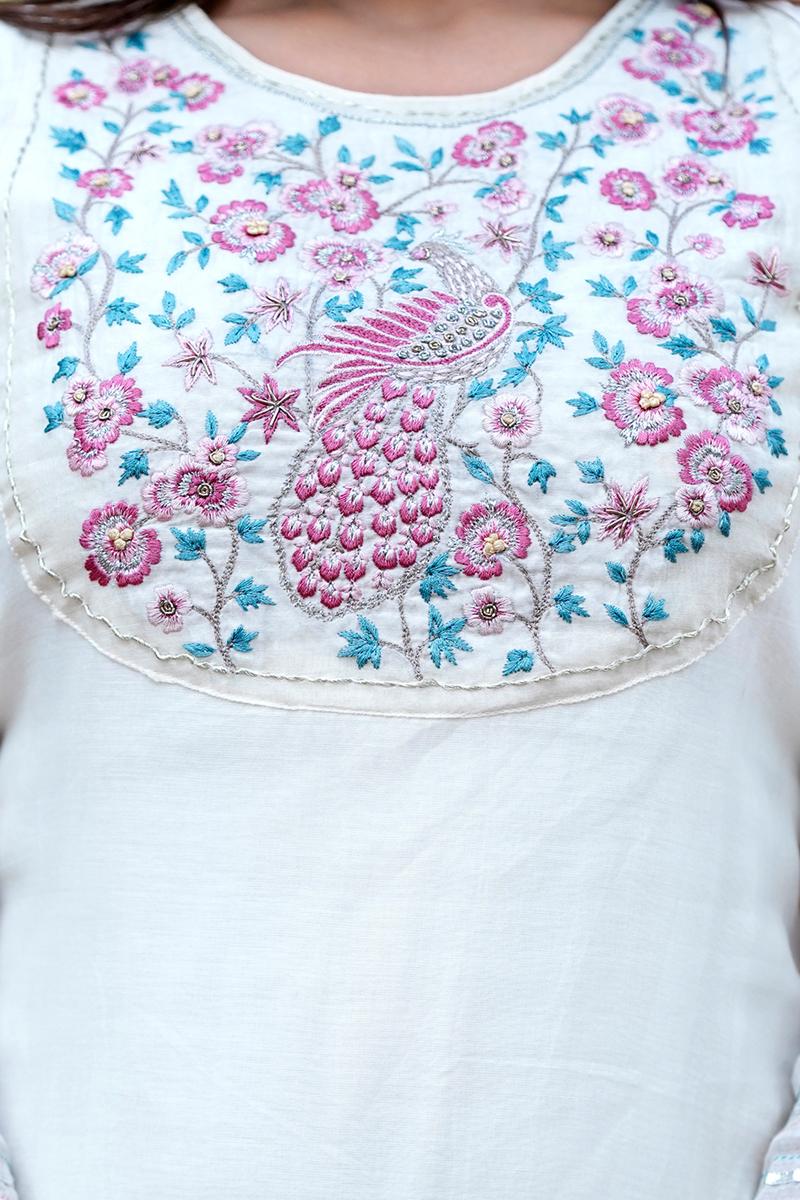 White Embroidered Chanderi kurta