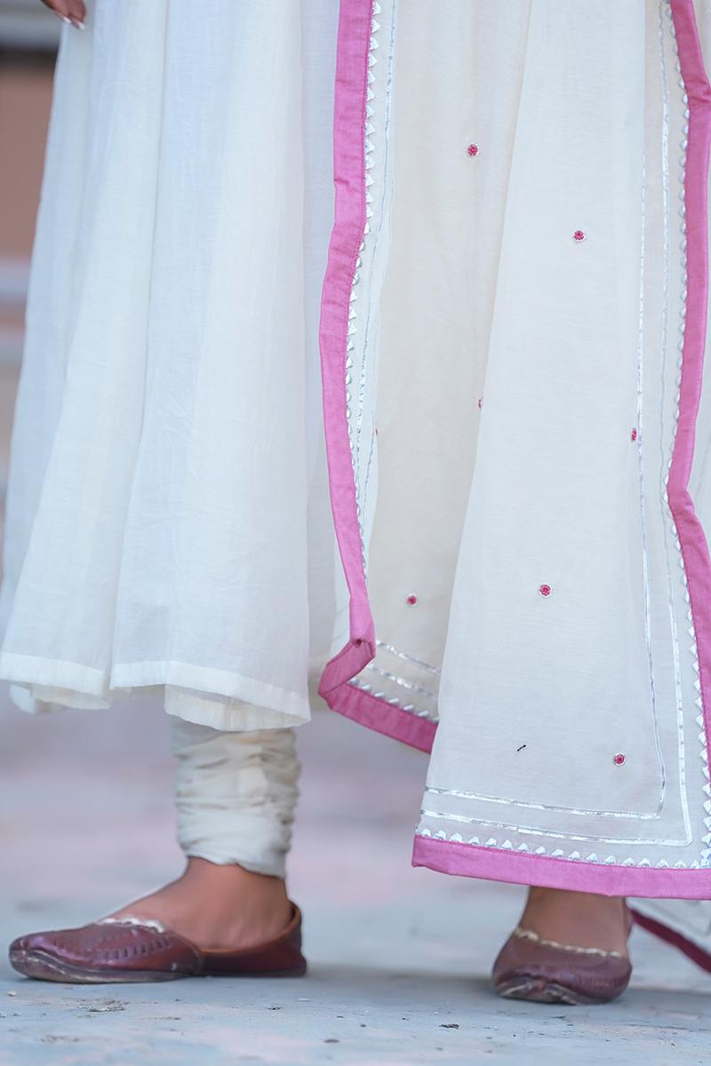 White Embroidered Chanderi Dupatta