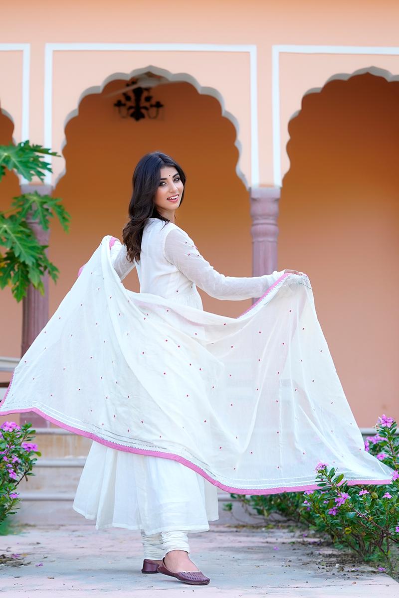 White Embroidered Chanderi Dupatta