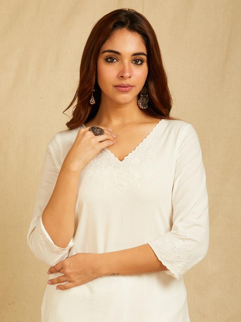 White V-neck embroidered Kurta with Pants