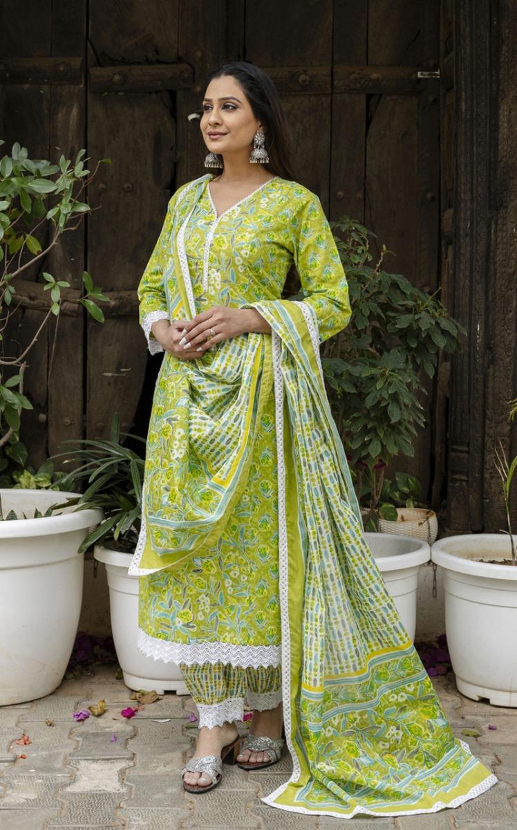 Green Printed Cotton Suit- Set of 3 Pcs